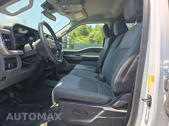 2025 Ford Super Duty F-250 XLT Crew Cab Medium Bed - miniatura 7