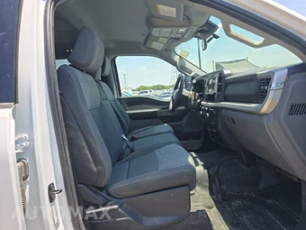 2025 Ford Super Duty F-250 XLT Crew Cab Medium Bed - miniatura 8