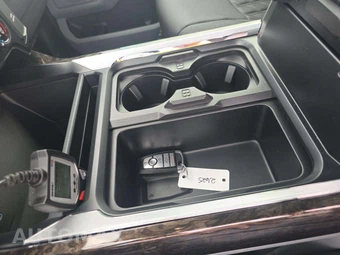 2025 Ford Super Duty F-250 XLT Crew Cab Medium Bed - miniatura 5