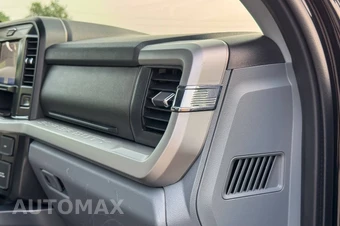 2025 Ford Super Duty F-250 XLT Crew Cab Medium Bed - miniatura 16