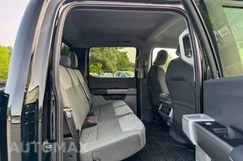 2025 Ford Super Duty F-250 XLT Crew Cab Medium Bed - miniatura 17