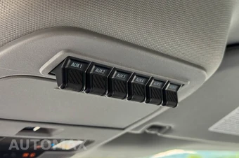 2025 Ford Super Duty F-250 XLT Crew Cab Medium Bed - miniatura 27