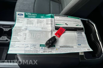 2025 Ford Super Duty F-250 XLT Crew Cab Medium Bed - miniatura 36