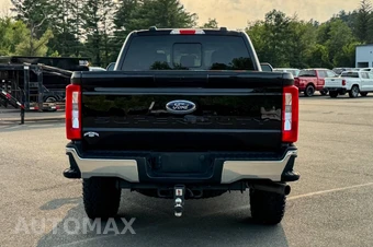 2025 Ford Super Duty F-250 XLT Crew Cab Medium Bed - miniatura 4