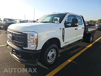 2025 Ford Super Duty F-350 Cab Chassis XL Crew Cab DRW