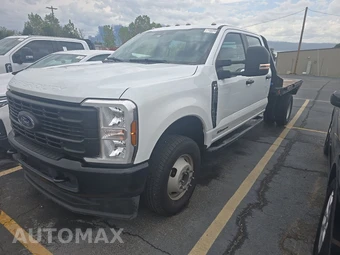 2025 Ford Super Duty F-350 Cab Chassis XL Crew Cab DRW