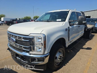 2025 Ford Super Duty F-350 Cab Chassis XL Crew Cab DRW