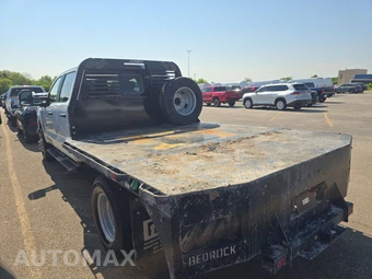 2025 Ford Super Duty F-350 Cab Chassis XL Crew Cab DRW - miniatura 6