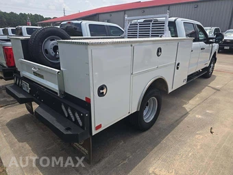 2025 Ford Super Duty F-350 Cab Chassis XLT Crew Cab DRW - miniatura 3