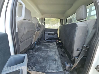 2025 Ford Super Duty F-350 Cab Chassis XLT Crew Cab DRW - miniatura 13
