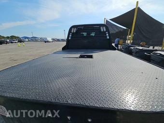 2025 Ford Super Duty F-350 Cab Chassis XLT Crew Cab DRW - miniatura 16