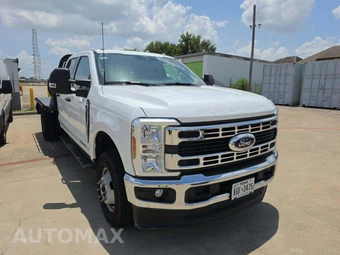 2025 Ford Super Duty F-350 Cab Chassis XLT Crew Cab DRW - miniatura 4