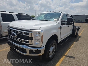 2025 Ford Super Duty F-350 Cab Chassis XLT Crew Cab DRW