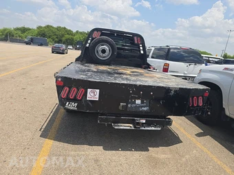 2025 Ford Super Duty F-350 Cab Chassis XLT Crew Cab DRW - miniatura 5