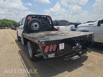 2025 Ford Super Duty F-350 Cab Chassis XLT Crew Cab DRW - miniatura 6