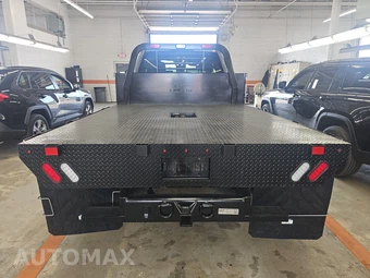 2025 Ford Super Duty F-350 Cab Chassis XLT Extended Cab w/Rear Doors DRW - miniatura 5