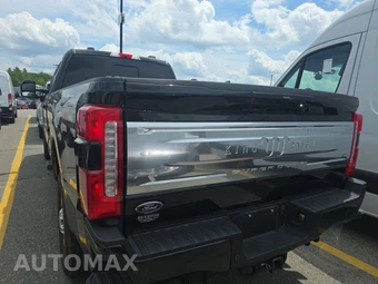 2025 Ford Super Duty F-350 King Ranch Crew Cab Long Bed - miniatura 6