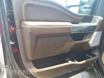 2025 Ford Super Duty F-350 King Ranch Crew Cab Long Bed - miniatura 9