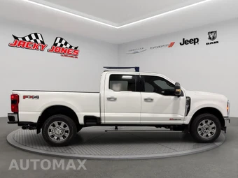 2025 Ford Super Duty F-350 King Ranch Crew Cab Medium Bed - miniatura 12