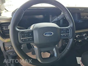 2025 Ford Super Duty F-350 LARIAT Crew Cab Long Bed - miniatura 10
