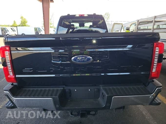 2025 Ford Super Duty F-350 LARIAT Crew Cab Long Bed - miniatura 5