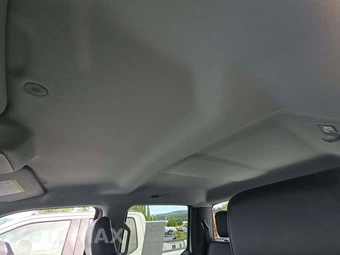 2025 Ford Super Duty F-350 LARIAT Crew Cab Long Bed - miniatura 11