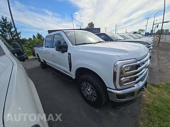 2025 Ford Super Duty F-350 LARIAT Crew Cab Long Bed - miniatura 4