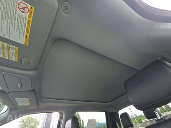 2025 Ford Super Duty F-350 LARIAT Crew Cab Long Bed - miniatura 11