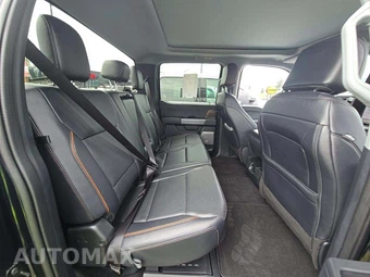 2025 Ford Super Duty F-350 LARIAT Crew Cab Long Bed - miniatura 16