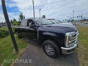 2025 Ford Super Duty F-350 LARIAT Crew Cab Long Bed - miniatura 4