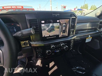 2025 Ford Super Duty F-350 LARIAT Crew Cab Long Bed - miniatura 10