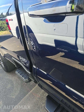 2025 Ford Super Duty F-350 LARIAT Crew Cab Long Bed - miniatura 22