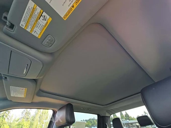 2025 Ford Super Duty F-350 LARIAT Crew Cab Long Bed - miniatura 11