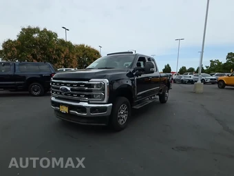 2025 Ford Super Duty F-350 LARIAT Crew Cab Long Bed