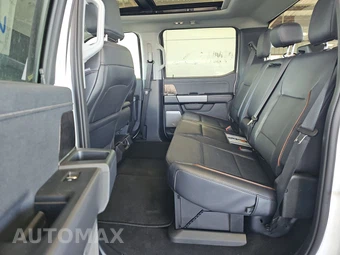 2025 Ford Super Duty F-350 LARIAT Crew Cab Long Bed - miniatura 13