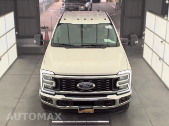2025 Ford Super Duty F-350 Lariat Crew Cab Long Bed DRW - miniatura 2