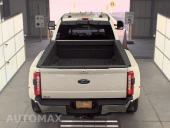 2025 Ford Super Duty F-350 Lariat Crew Cab Long Bed DRW - miniatura 5