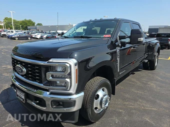 2025 Ford Super Duty F-350 LARIAT Crew Cab Long Bed DRW