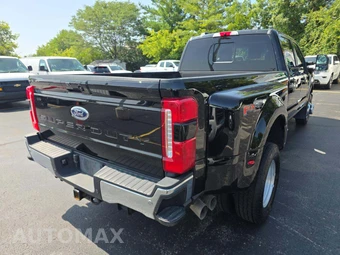 2025 Ford Super Duty F-350 LARIAT Crew Cab Long Bed DRW - miniatura 3