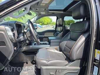 2025 Ford Super Duty F-350 LARIAT Crew Cab Long Bed DRW - miniatura 6