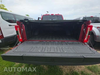 2025 Ford Super Duty F-350 Lariat Crew Cab Medium Bed - miniatura 14