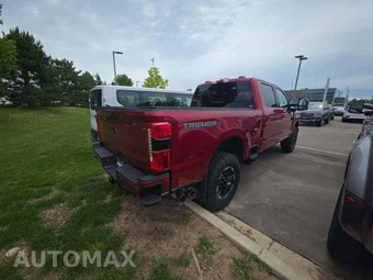 2025 Ford Super Duty F-350 Lariat Crew Cab Medium Bed - miniatura 3