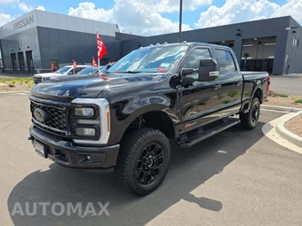 2025 Ford Super Duty F-350 LARIAT Crew Cab Medium Bed