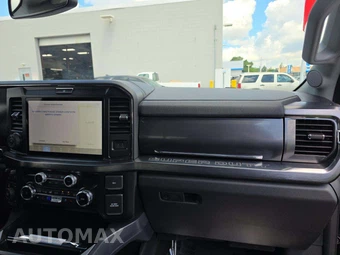 2025 Ford Super Duty F-350 LARIAT Crew Cab Medium Bed - miniatura 19