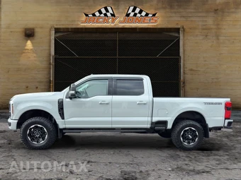 2025 Ford Super Duty F-350 Lariat Crew Cab Medium Bed - miniatura 3