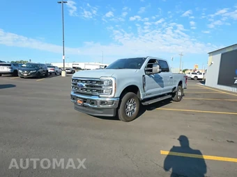 2025 Ford Super Duty F-350 Lariat Crew Cab Medium Bed