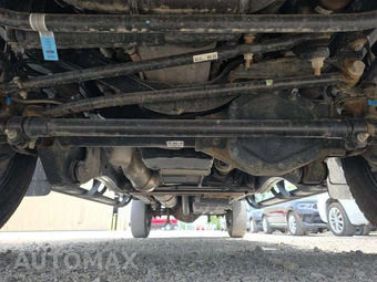 2025 Ford Super Duty F-350 LARIAT Crew Cab Medium Bed - miniatura 20