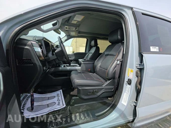 2025 Ford Super Duty F-350 LARIAT Crew Cab Medium Bed - miniatura 6