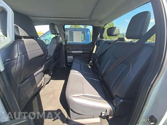 2025 Ford Super Duty F-350 LARIAT Crew Cab Medium Bed - miniatura 13
