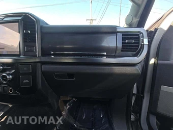2025 Ford Super Duty F-350 LARIAT Crew Cab Medium Bed - miniatura 19